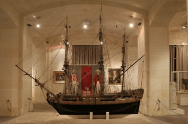 Malta Maritime Museum - Interior